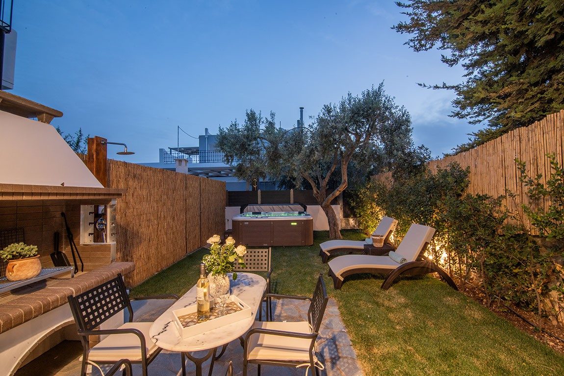 Olive Spa House - exterior & garden